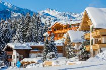 A Luxurious Stay in Gulmarg With Best Skiing Resort